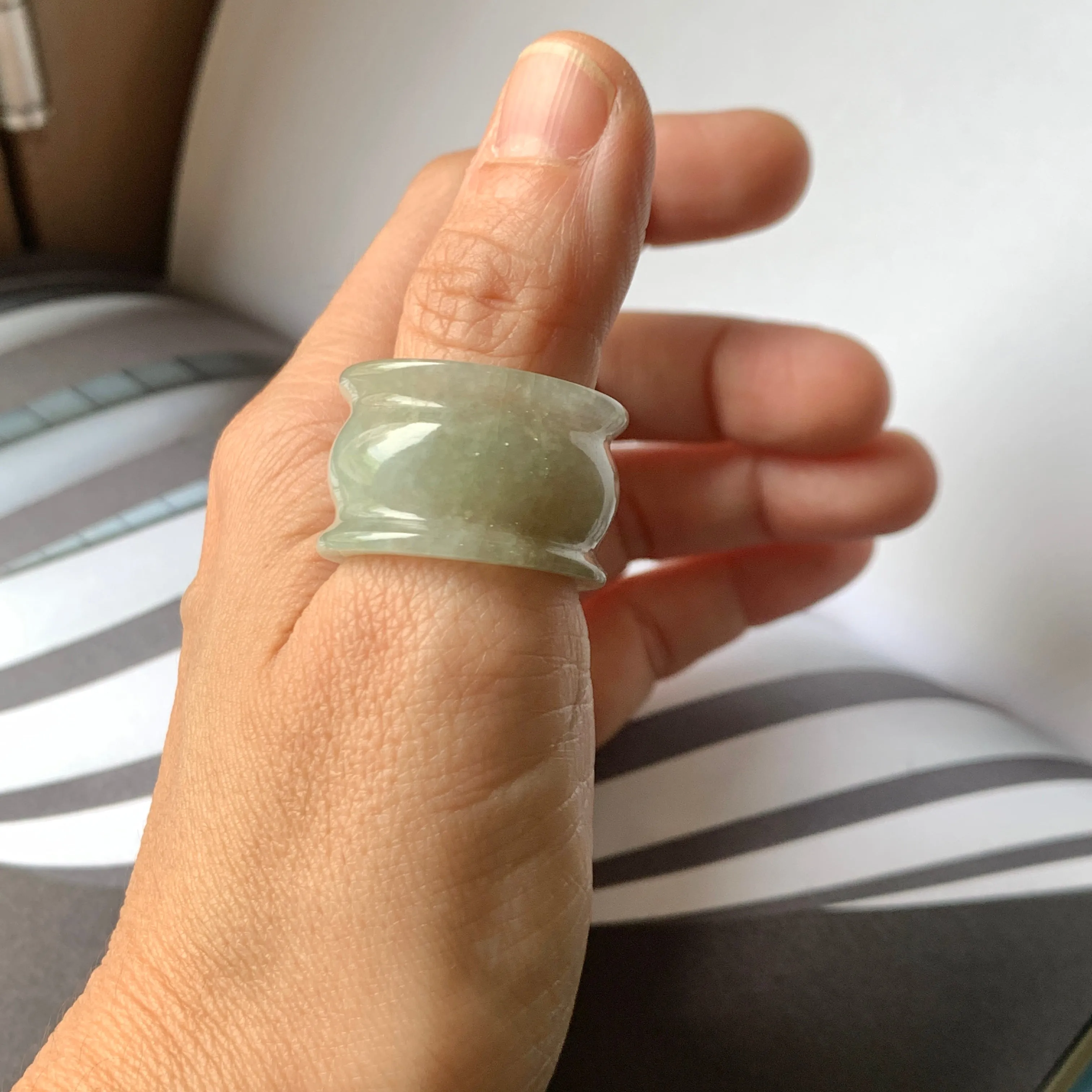 19.4mm A-Grade Natural Light Yellowish Green Jadeite Archer Ring Band No.161591