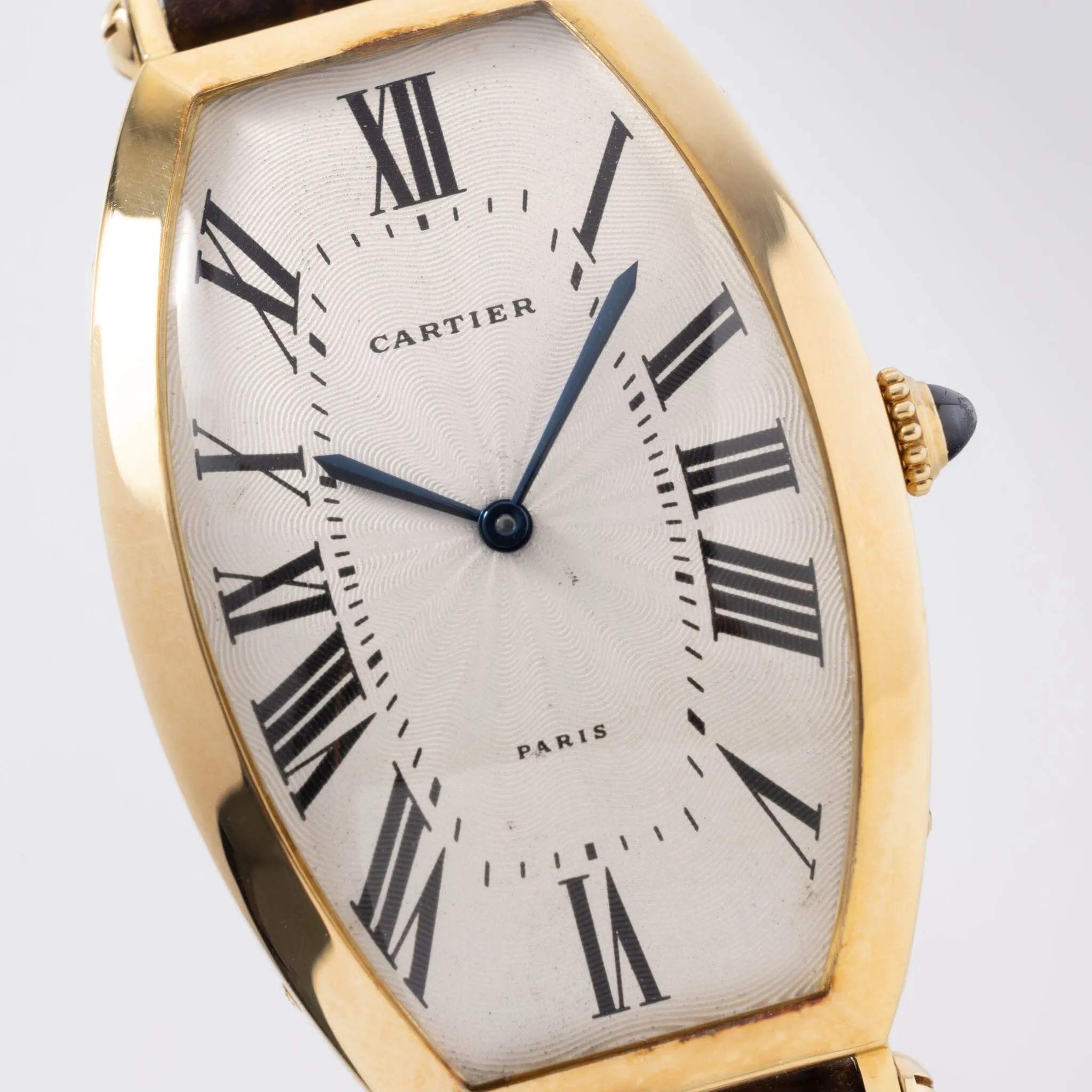 Cartier Paris Tonneau 18kt Yellow Gold Jumbo hand wound