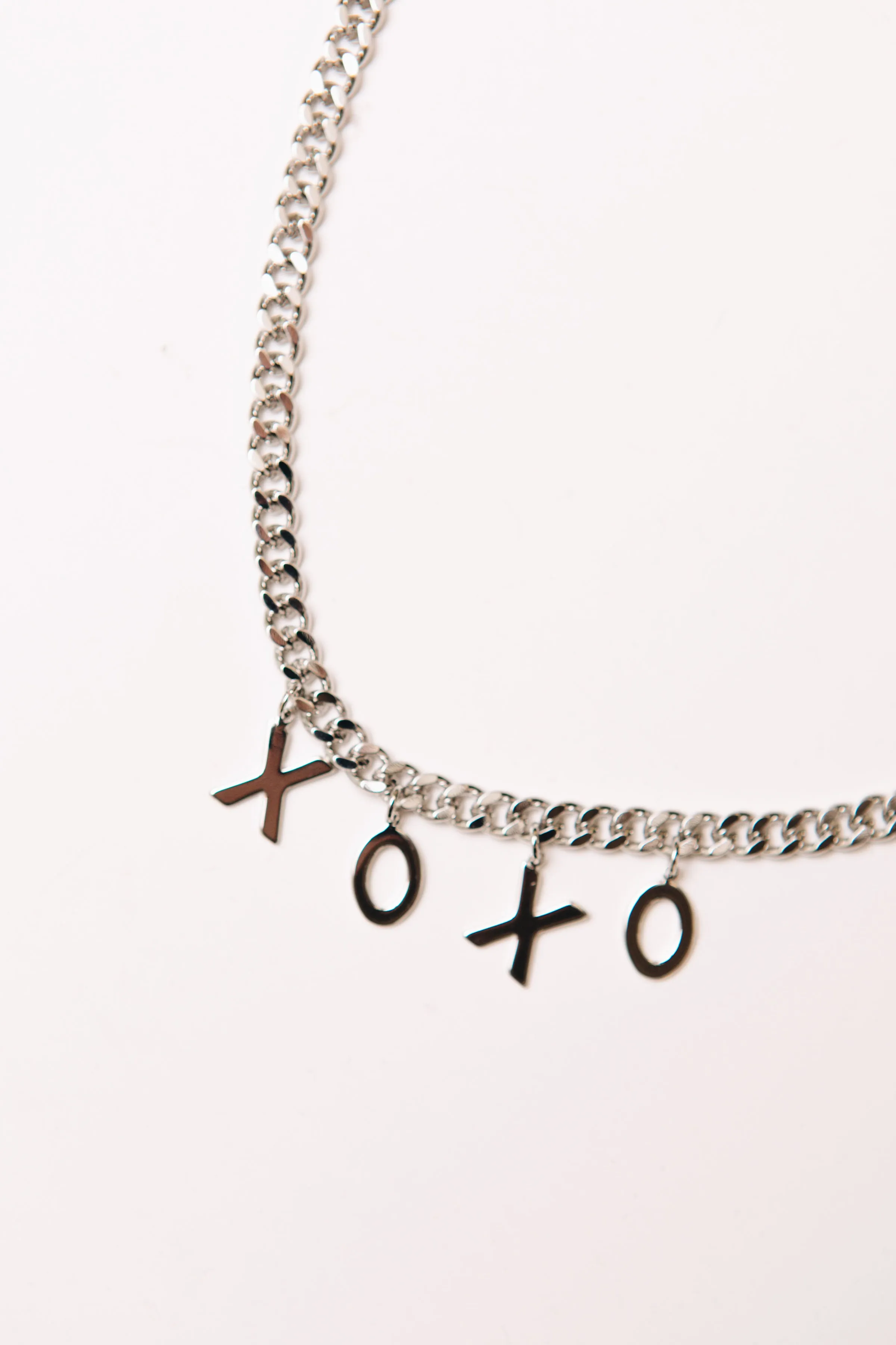 Ivy Exclusive - Savage Queen XO Affirmation Necklace