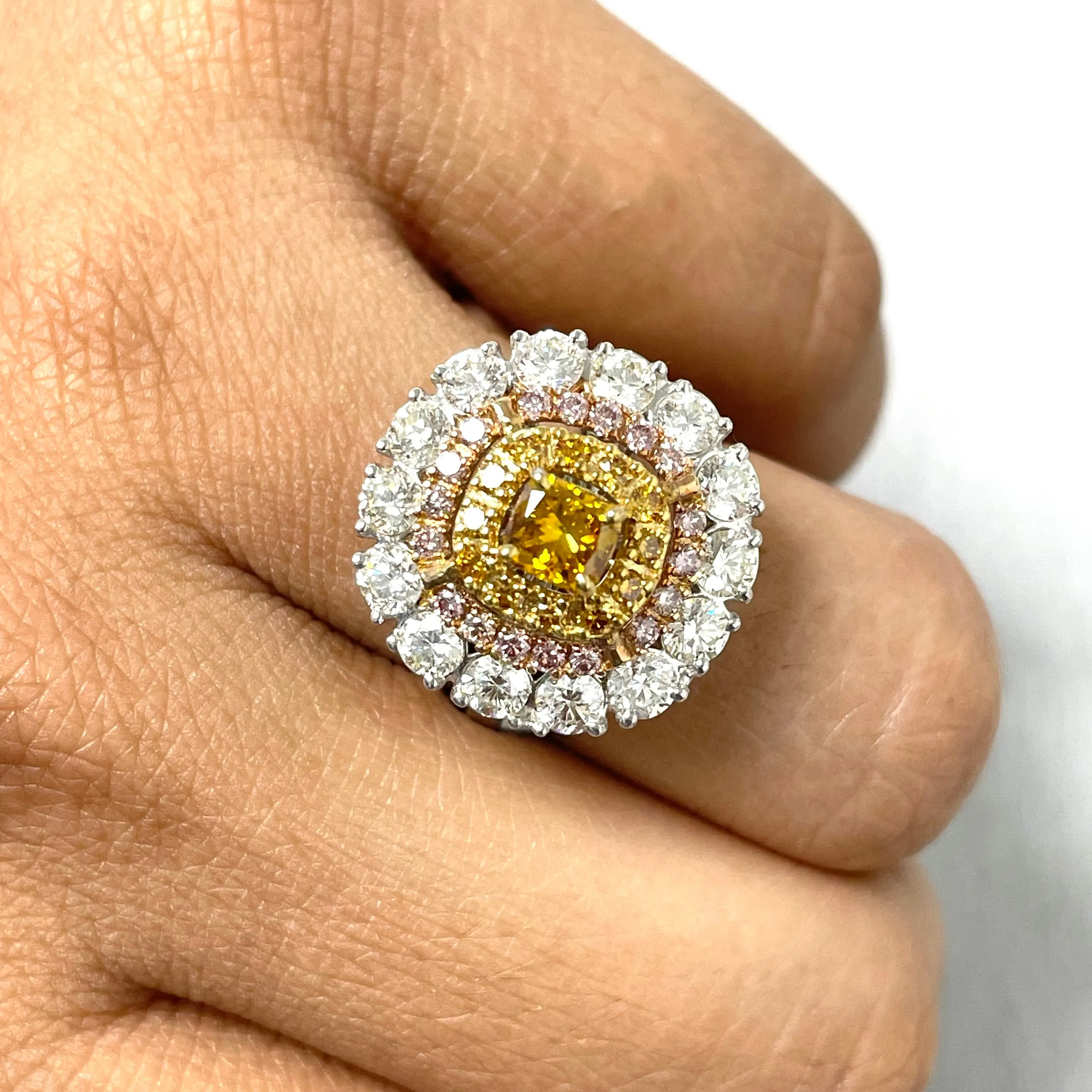 Sun Diamond Cocktail Ring (2.58 ct Diamonds) in Gold