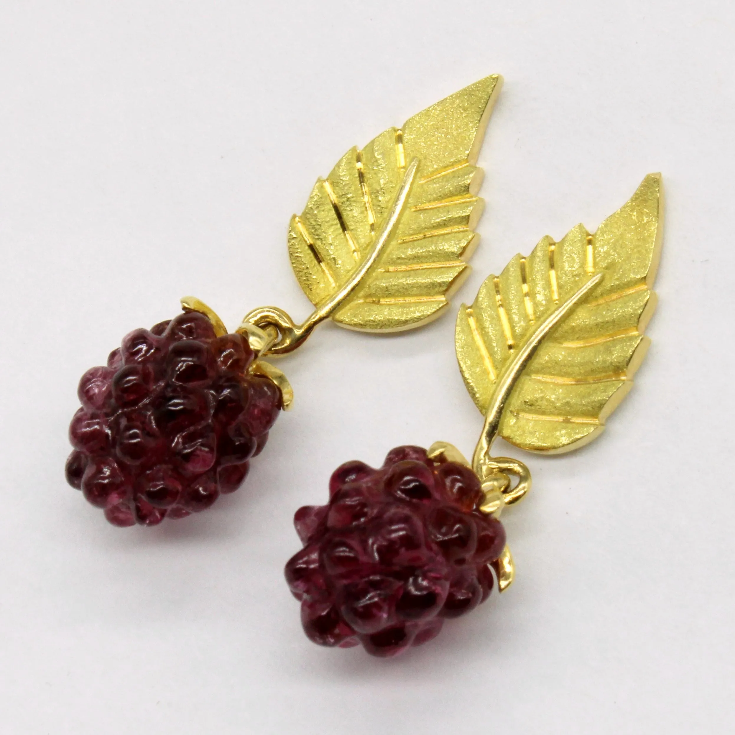 'Tiffany & Co' Pink Tourmaline Carved Raspberry Earrings | 12.00ctw |